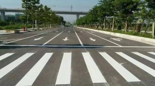 蘇州道路劃線施工后怎樣對地坪進(jìn)行保養(yǎng)？